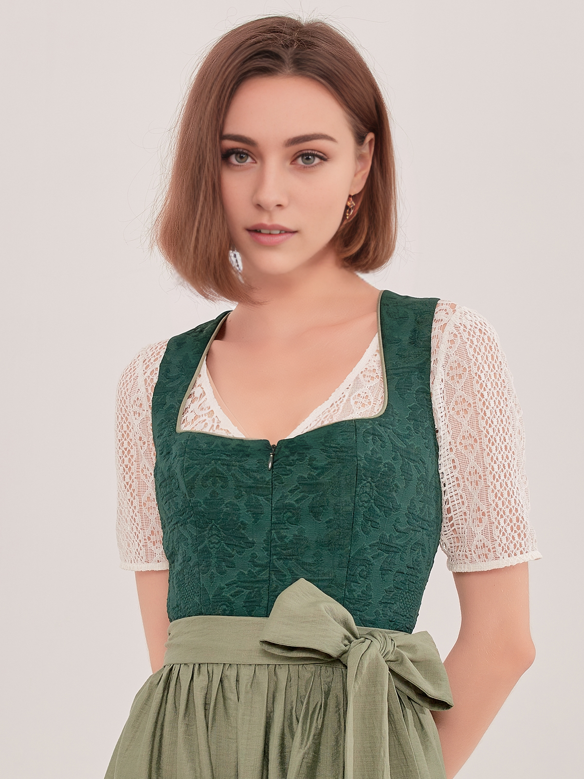 Ein besonders schönes Dirndl in Grün