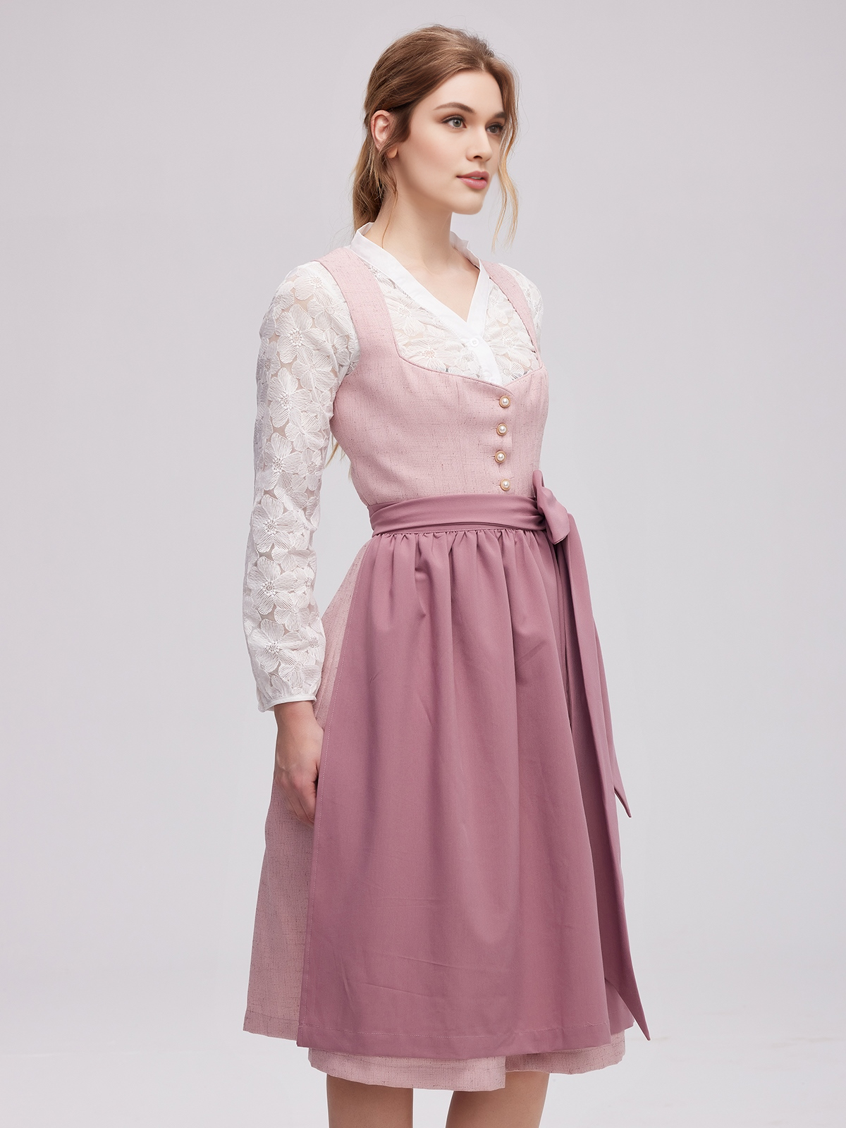 Dirndl mit rosa Trachtenbluse