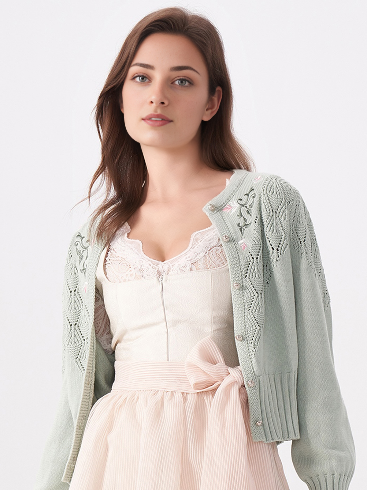 Modernes Dirndl in dunkelblau mit schlanker Silhouette