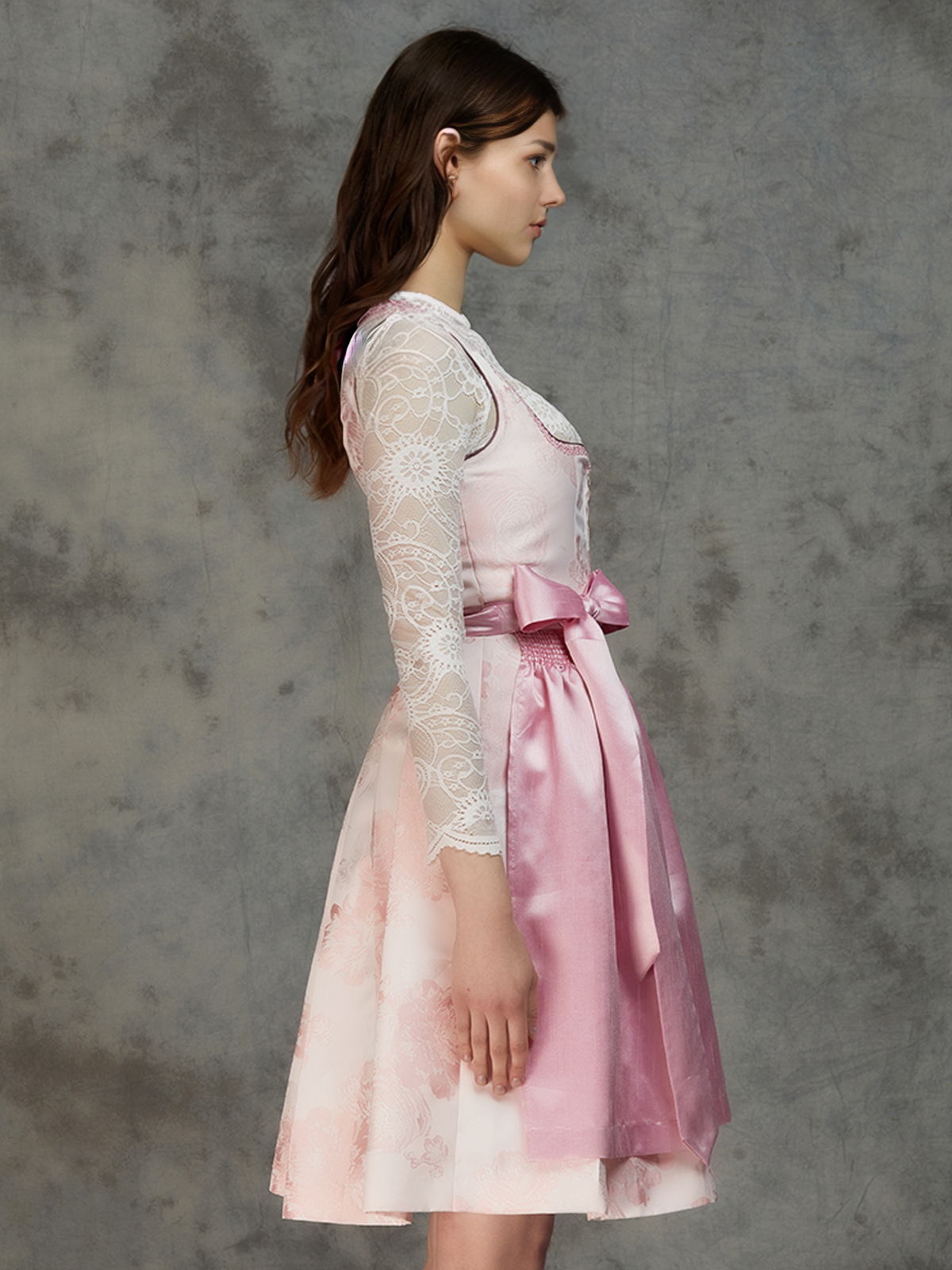 Modernes Dirndl in Blau