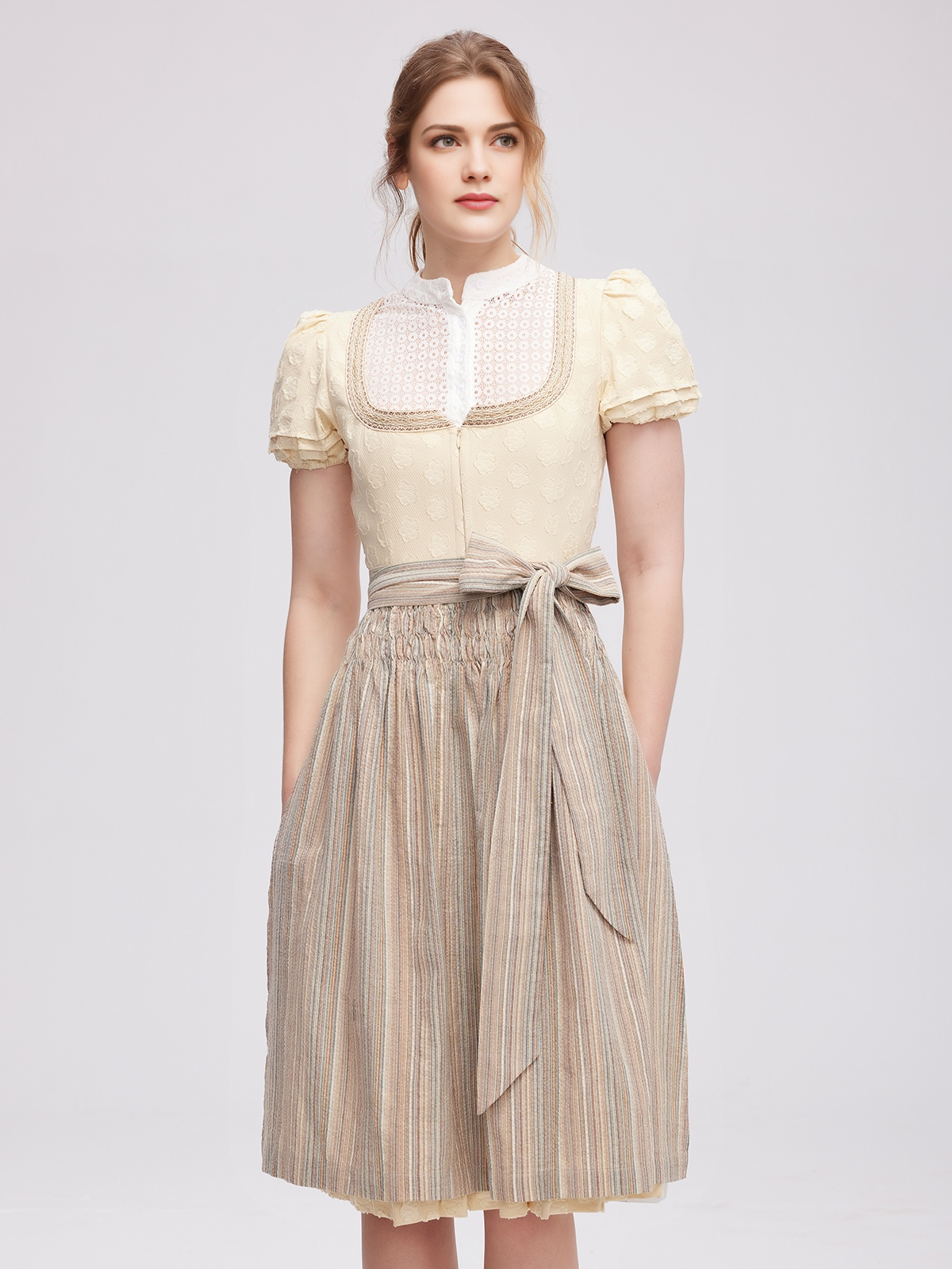 Dirndl Bluse Langarm Spitze in Gelb