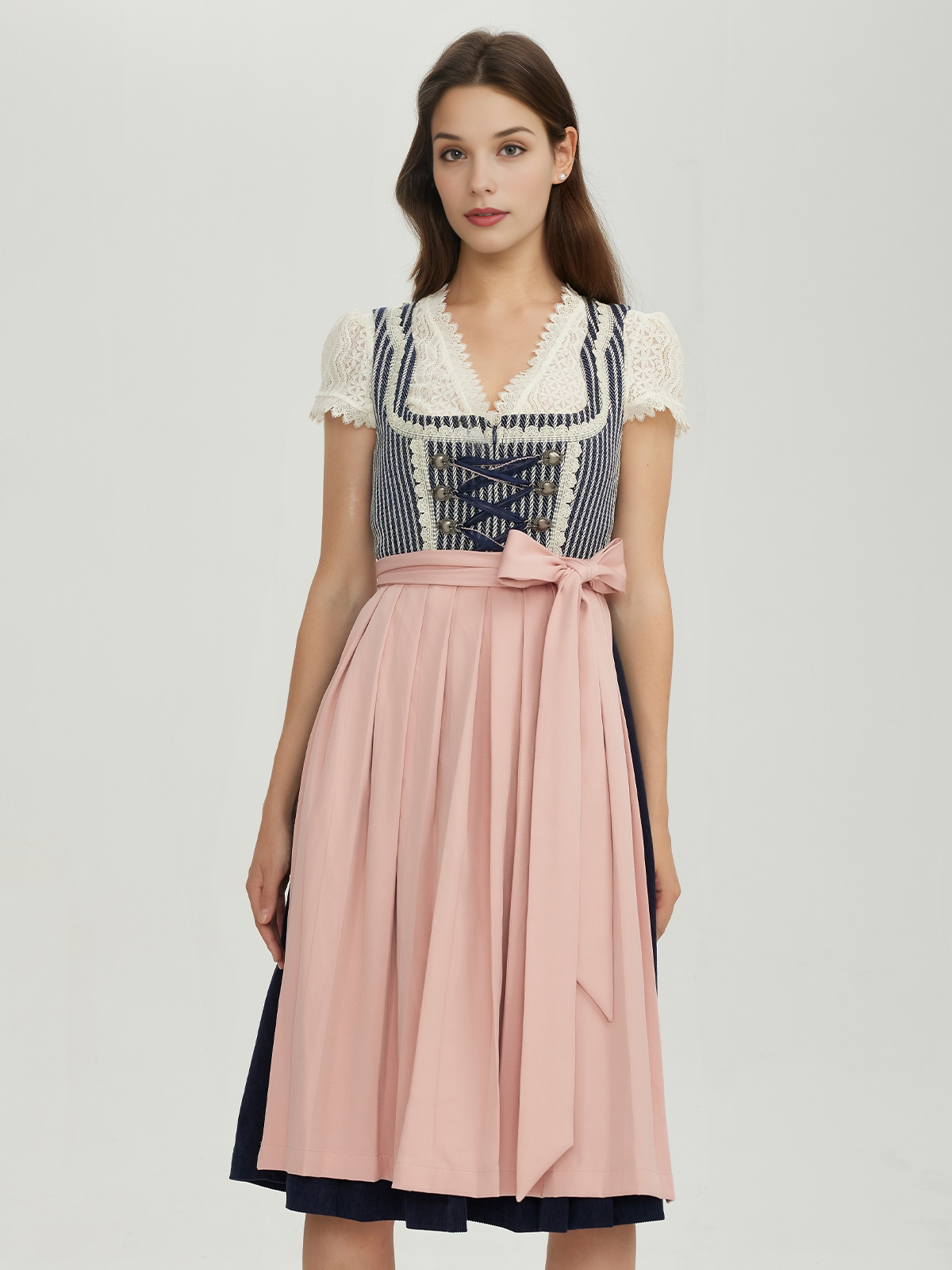 Dirndl in Blau