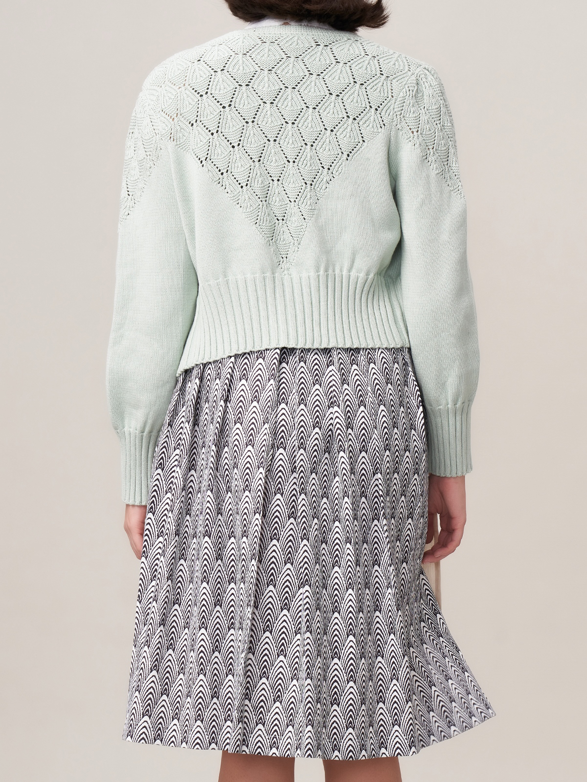 Dirndlbluse geschlossen in Grün