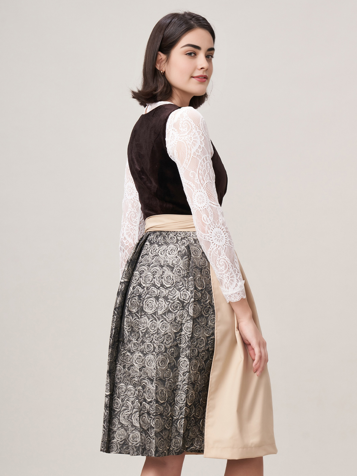 Dirndl Hellgelb in Braun