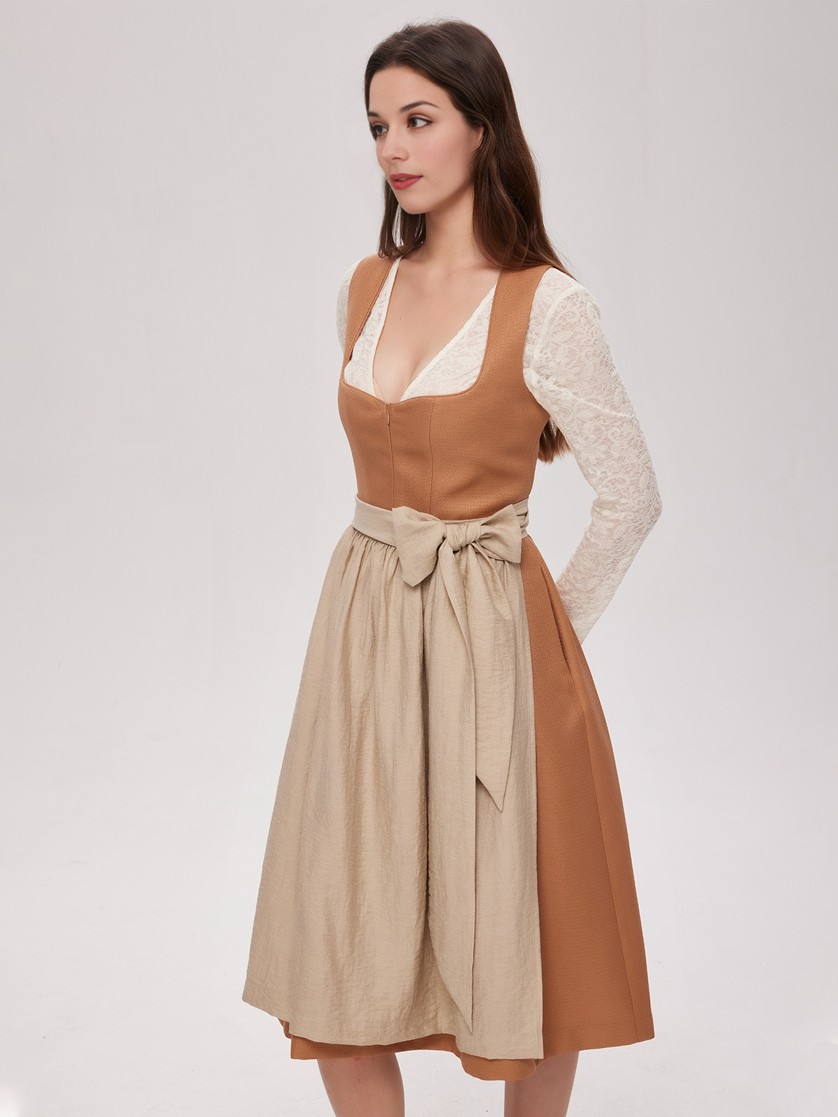 Modernes Ja Mei Dirndl in Orange